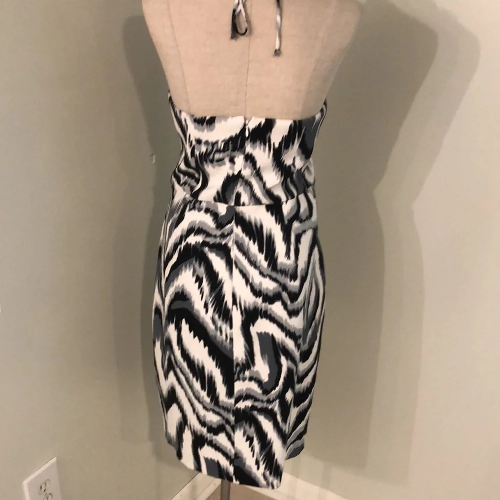 Gorgeous halter dress from Cache’ - Picture 5 of 8